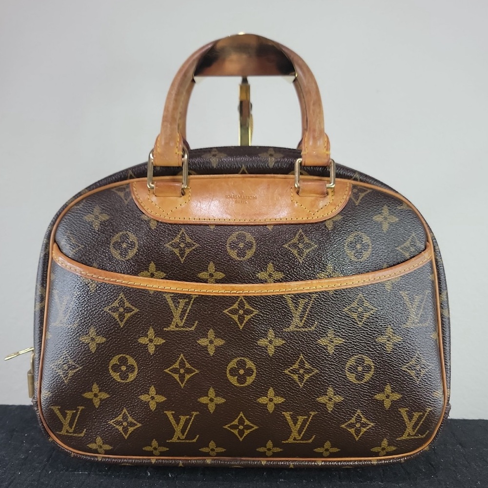 •LOUIS VUITTON• Monogram Trouville handbag